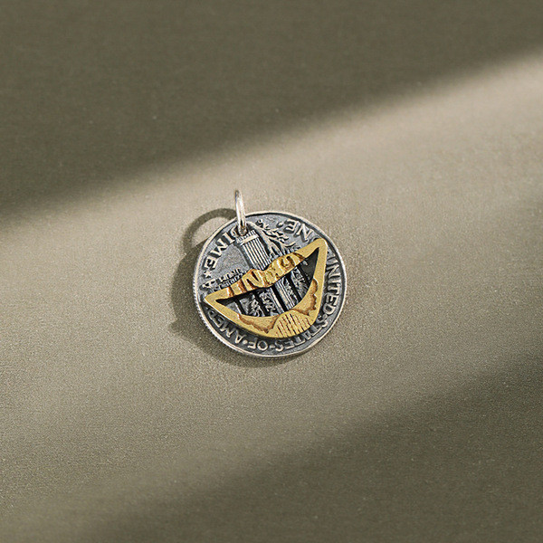 A31534 s925 sterling silver pendant vintage lip unique silver necklace