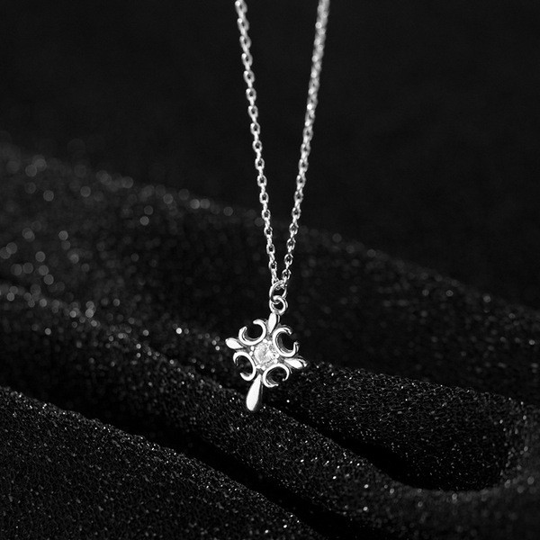 A31035 s925 sterling silver chic rhinestone cross fashion necklace