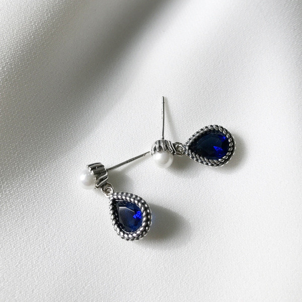 S11173 S925 sterling silver Blue Tears blue stud pearl earrings