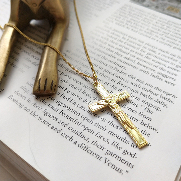 A31377 925 sterling silver cross necklace