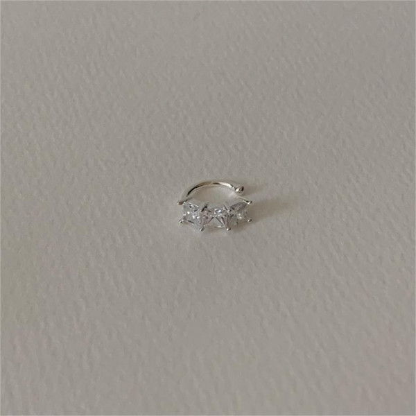 A39999 sterling silver cubic zirconia clipon simple stud earrings