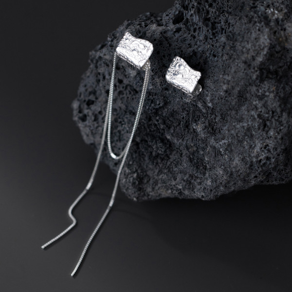 A38179 s925 sterling silver wrinkled stud grade long fringe earrings