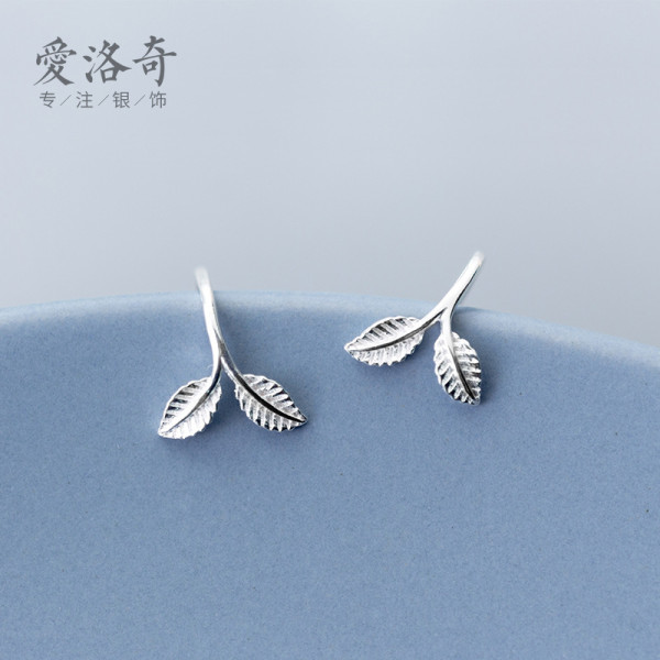 A40665 s925 silver tree trendy leaf simple short earrings