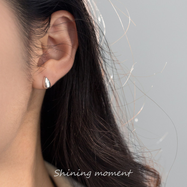 A42121 s925 sterling silver teardrop stud fashion simple design earrings