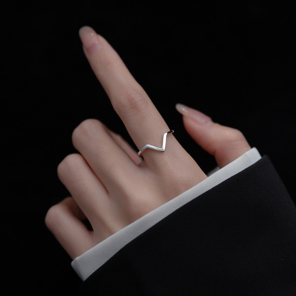 A36183 s925 sterling silver simpleV adjustable ring