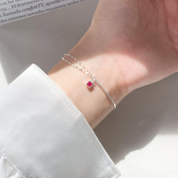 A46321 s925 silver simple square rhinestone symmetric lip charm bracelet