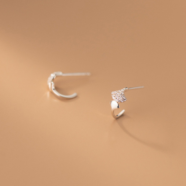 A33743 s925 sterling silver trendy chic simple rhinestone silver sweet chic earrings