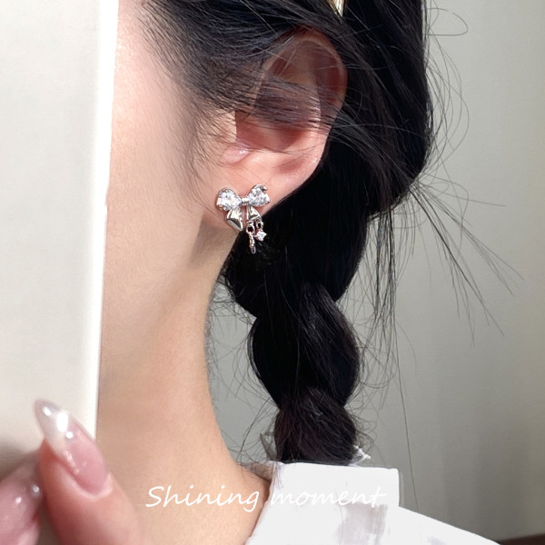 A41768 s925 sterling silver cute sweet rhinestone butterfly fringe stud design earrings
