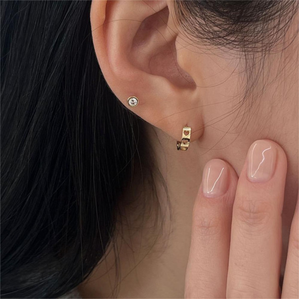 A40441 sterling silver heart stud simple elegant earrings