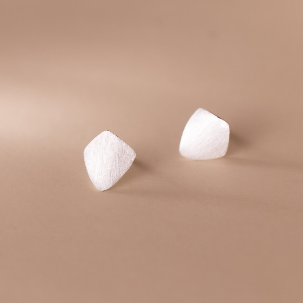 A35584 s925 sterling silver rhombic earrings