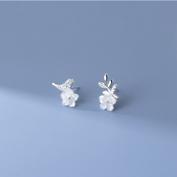 A35777 s925 sterling silver shell rhinestone bird leaf earrings