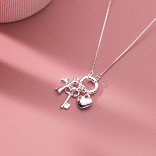 A38231 s925 sterling silver key heart grade necklace