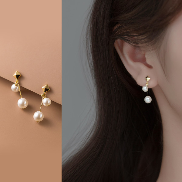 A35549 s925 sterling silver geometric rhombic short pearl earrings