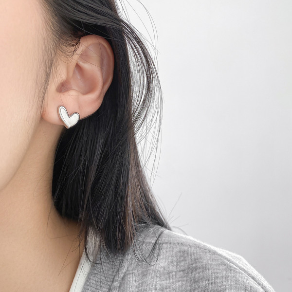A45887 s925 sterling silver simple bar heart stud grade earrings