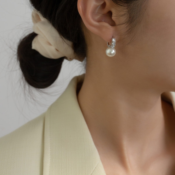 A41248 s925 silver artificial pearl rhinestone simple sweet elegant earrings