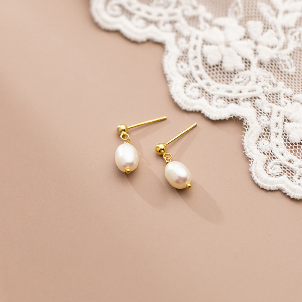 A42932 s925 silver stud trendy sweet pearl earrings simple elegant earrings