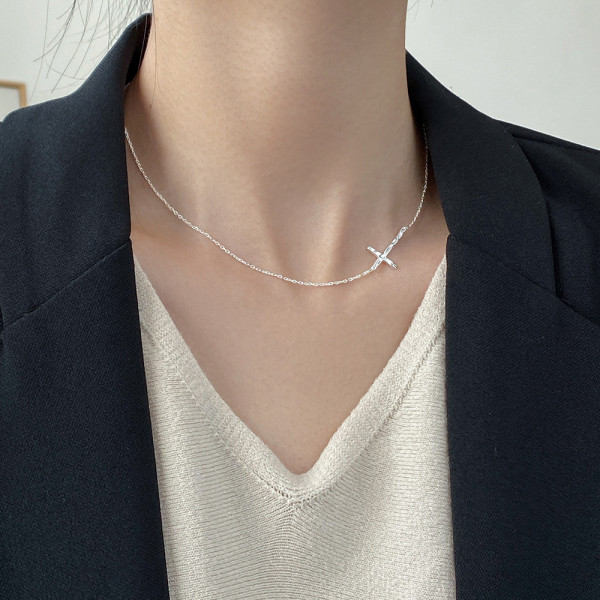 A45037 s925 silver dainty simple fashion unique elegant cross necklace