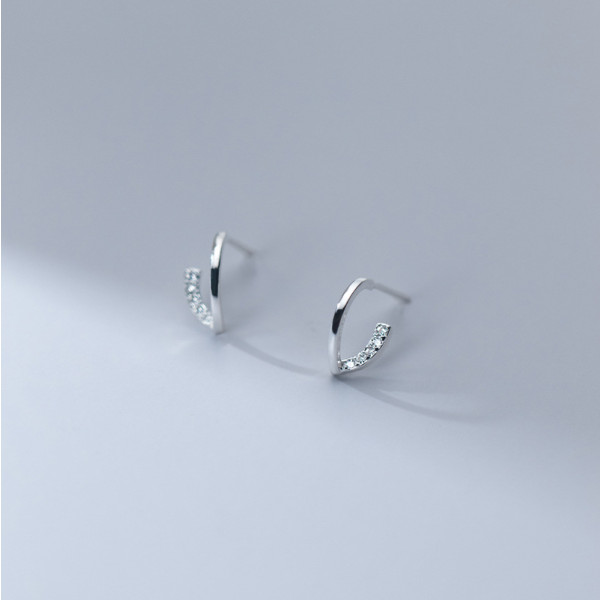A35799 s925 sterling silver geometricV earrings