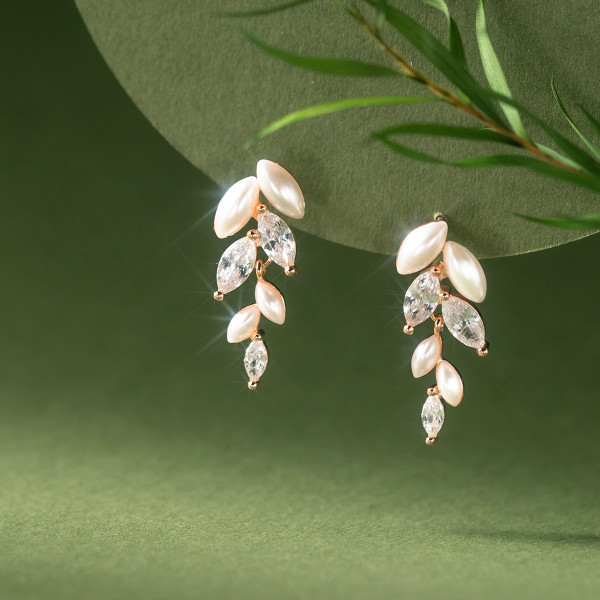 A45801 s925 sterling silver trendy sweet dainty rhinestone tree leaf stud earrings