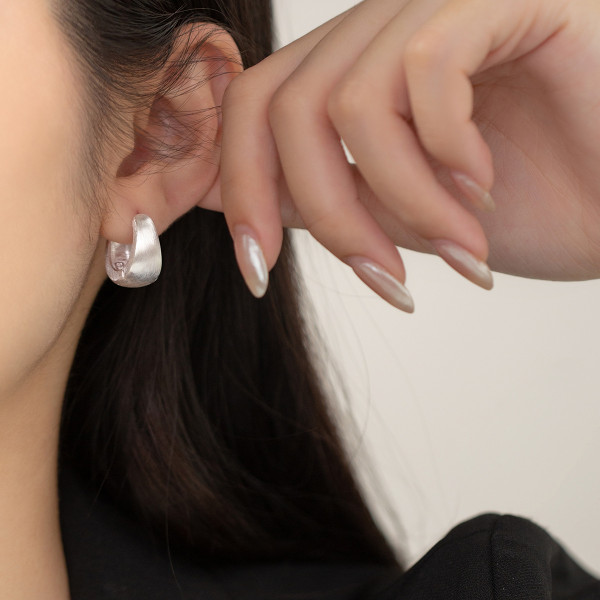 A39608 s925 sterling silver earrings
