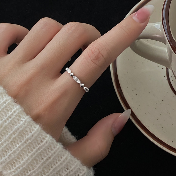 A38304 s925 sterling silver rhombic rhinestone simulateddiamondring design elegant ring