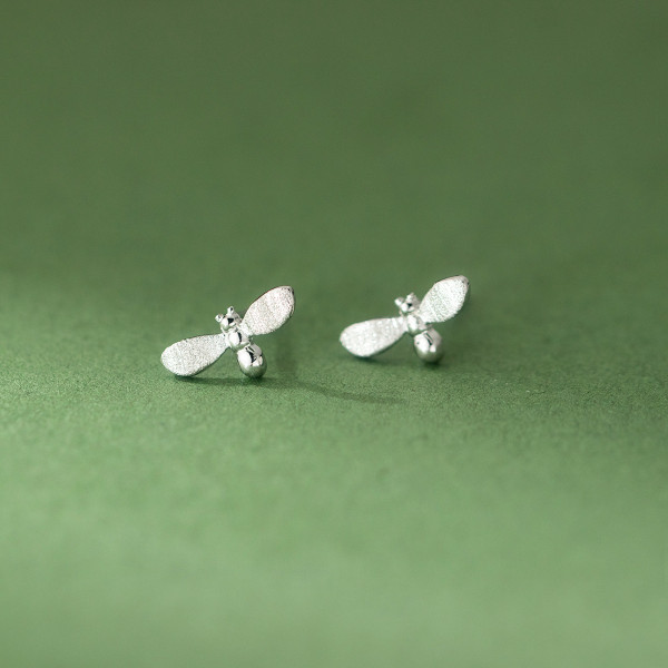 A45820 s925 sterling silver trendy sweet bee stud earrings