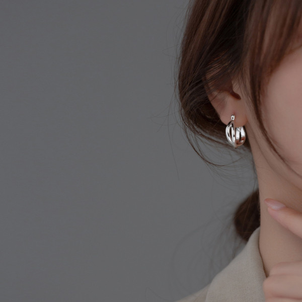 A36657 s925 sterling silver simple fashion hollowed chic earrings