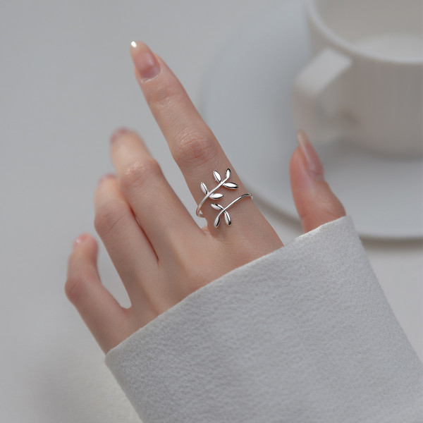 A36224 s925 sterling silver leaf adjustable ring