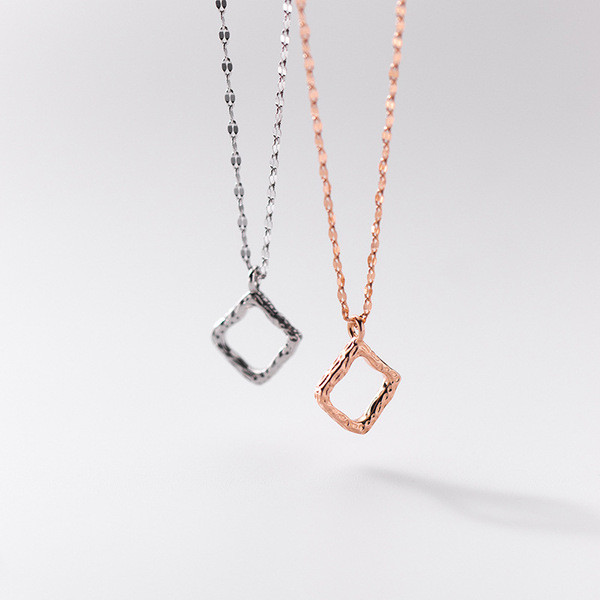 A34517 s925 sterling silver rhombic lip chain necklace