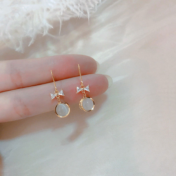 A42202 s925 silver artificial cateye butterfly short elegant earrings