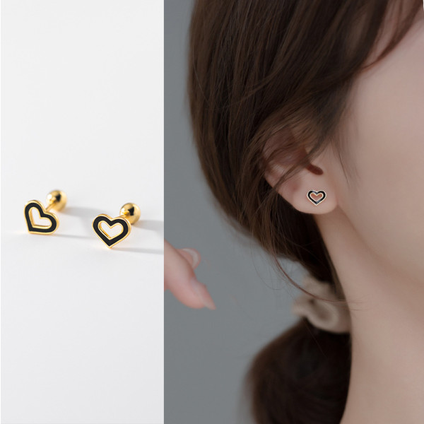 A35864 s925 sterling silver black hollowed heart earrings