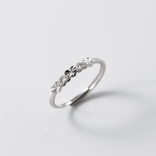 A44668 s925 sterling silver dainty simple matte finish hollowed heart ring