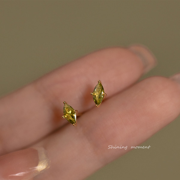 A43052 s925 silver cute rhinestone stud green simple rhombic earrings