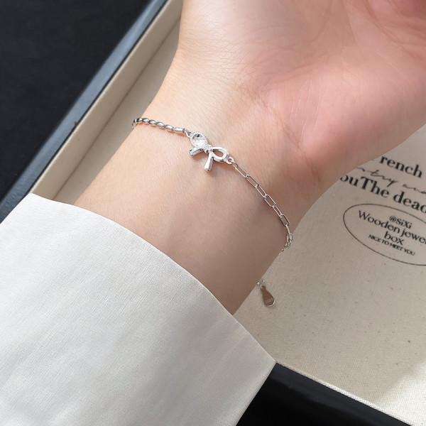 A45869 s925 silver dainty simple hollowed butterfly symmetric charm bracelet