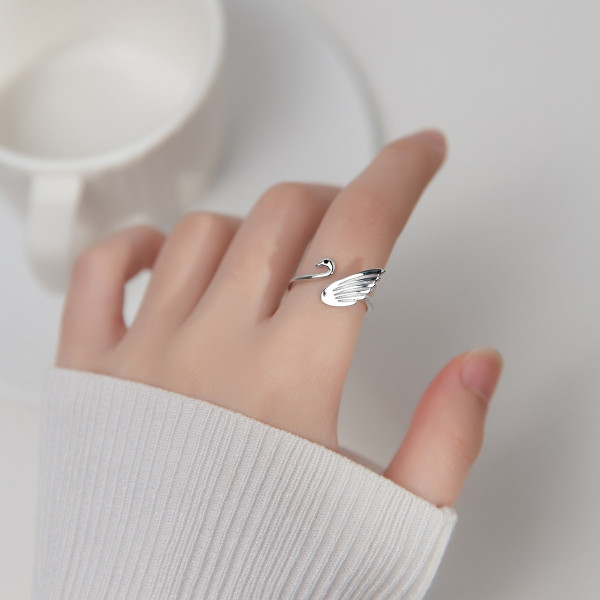 A36257 s925 sterling silver simple swan adjustable ring