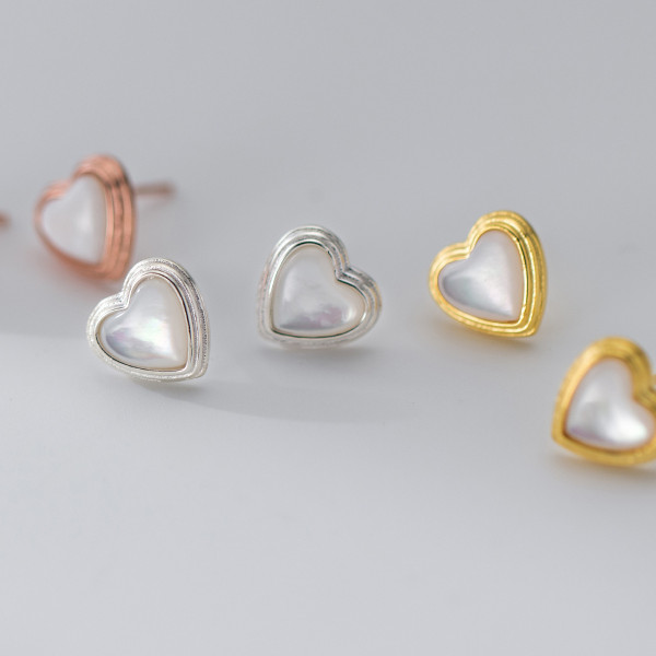 A41591 s925 sterling silver elegant sweet heart shell stud earrings