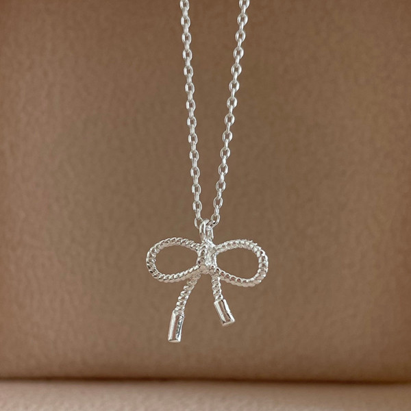 A41959 sterling silver butterfly simple elegant necklace