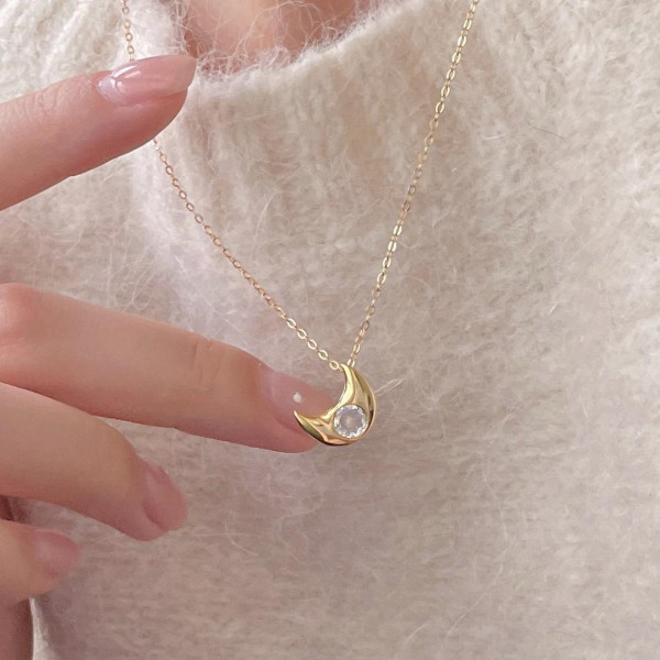 A46041 sterling silver cubic zirconia moon simple elegant necklace