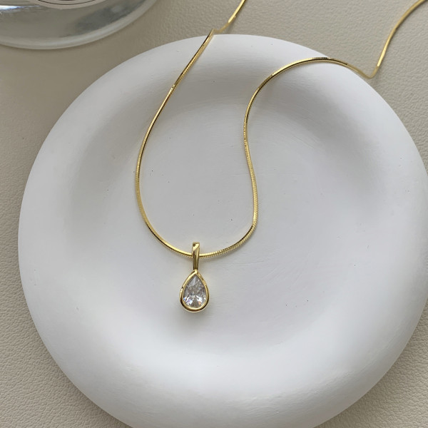A43888 s925 sterling silver teardrop cubic zirconia simple trendy necklace