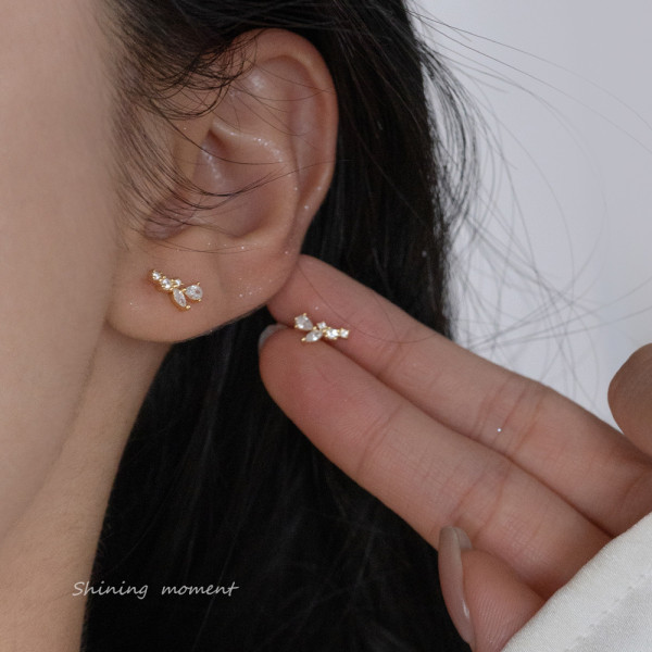 A43390 s925 sterling silver stud dainty cute rhinestone leaf earrings
