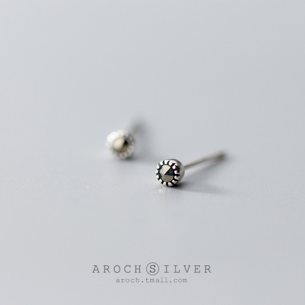 A36845 s925 sterling silver thai silver cute piercing circle rhinestone earrings