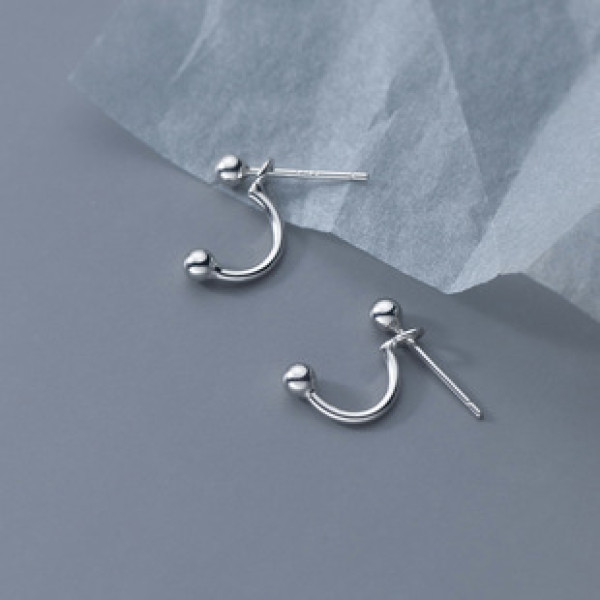 A45193 silver simple elegant earrings