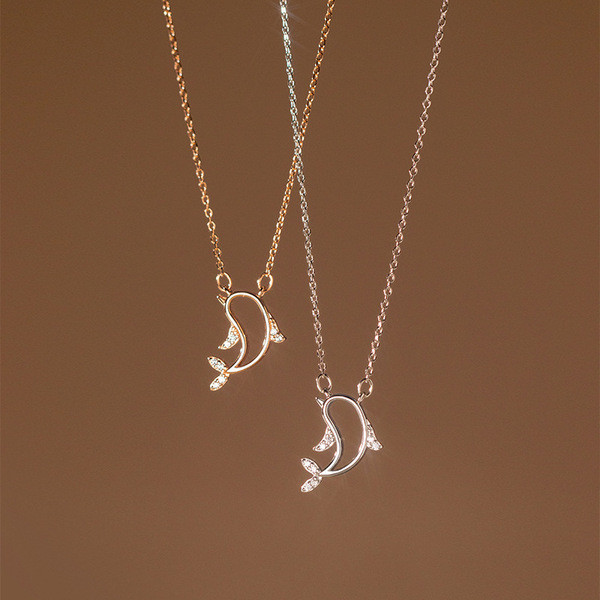 A34091 s925 sterling silver cute rhinestone dolphin hollowed necklace
