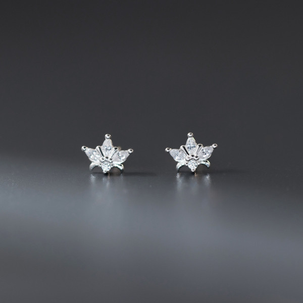 A44370 s925 sterling silver dainty simple rhinestone crown stud earrings