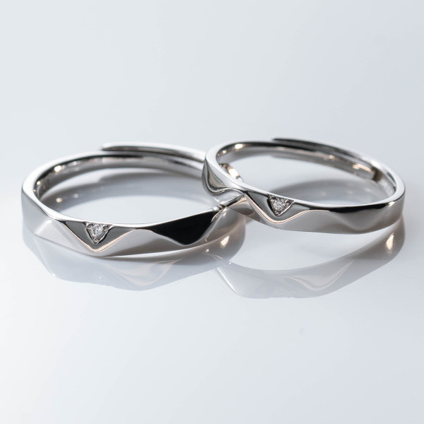 A40914 s925 sterling silver triangle rhinestone ring