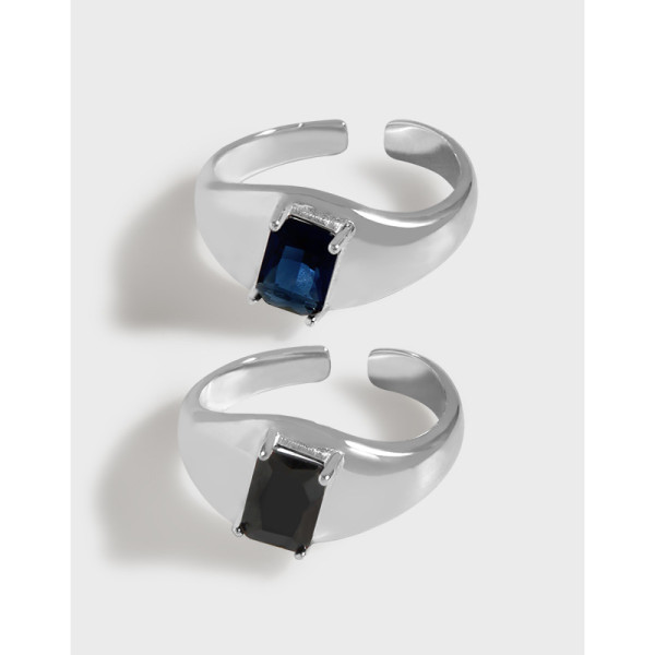 A36348 design minimalist geometric cubiczirconia ring