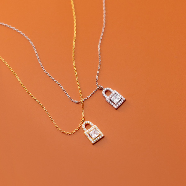 A42979 s925 silver rhinestone elegant geometric square necklace