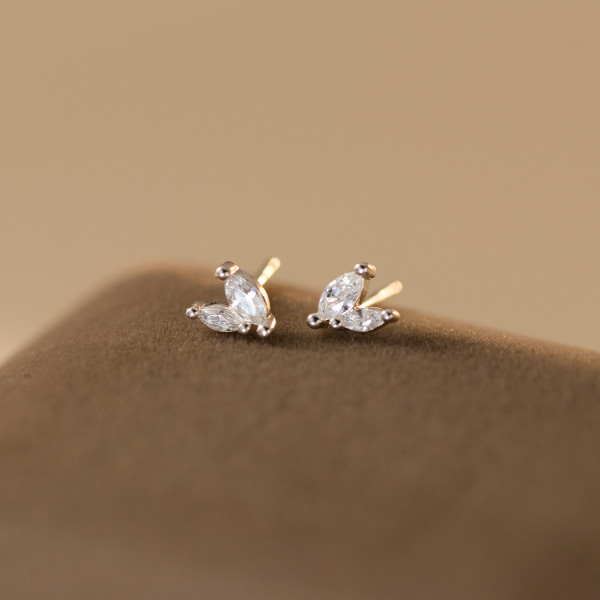 A45145 s925 sterling silver sweet rhinestone leaf stud earrings