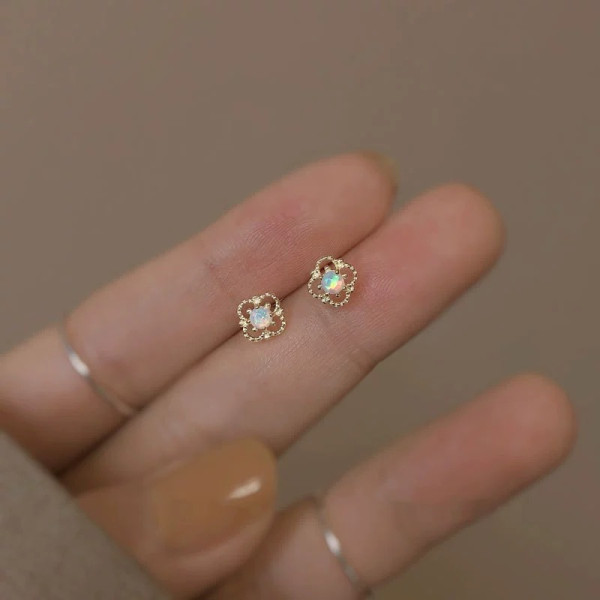 A43163 s925 sterling silver vintage hollowed rhombic stud fashion earrings