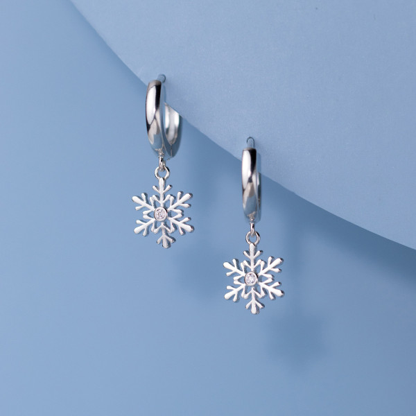 A41185 s925 sterling silver trendy rhinestone snowflake earrings